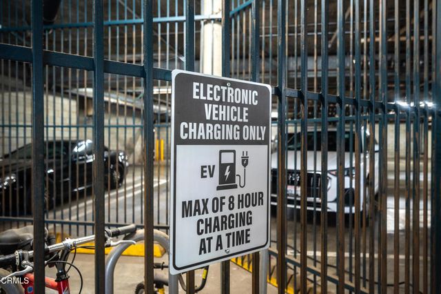 4499 Via Marisol 113A, Los Angeles, CA 90042