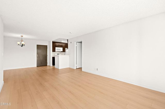 4499 Via Marisol 113A, Los Angeles, CA 90042