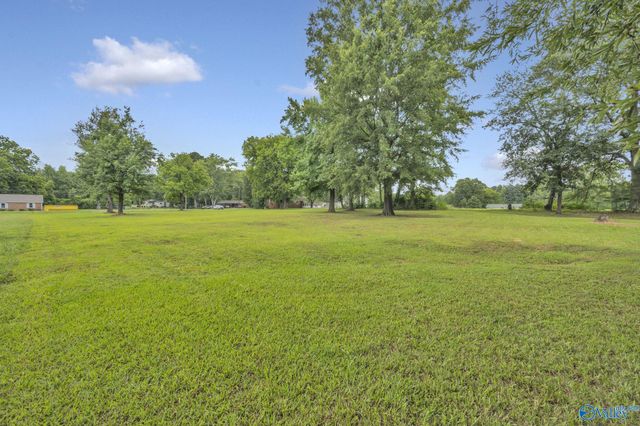 1817 Hine Street South, Athens, AL 35611