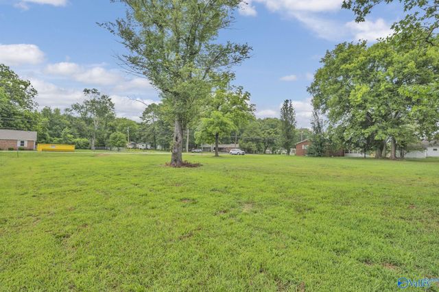 1817 Hine Street South, Athens, AL 35611