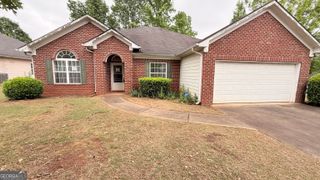 65 Lakeridge Ct, Covington, GA 30016
