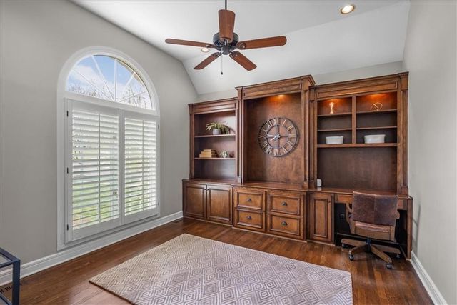 11302 W 140th Terrace, Overland Park, KS 66221