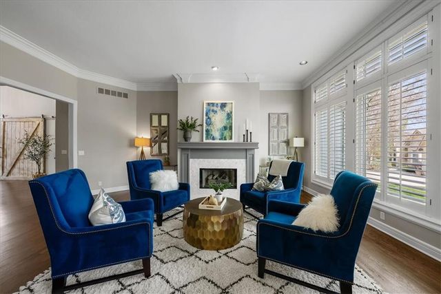 11302 W 140th Terrace, Overland Park, KS 66221