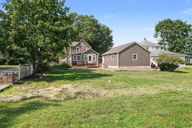 118 S Ridge Street, Crown Point, IN 46307