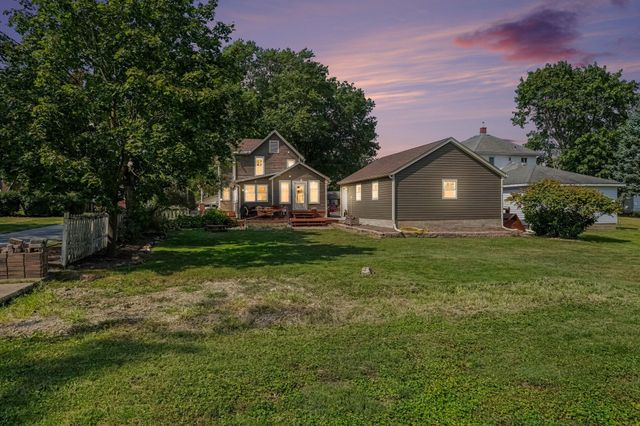 118 S Ridge Street, Crown Point, IN 46307