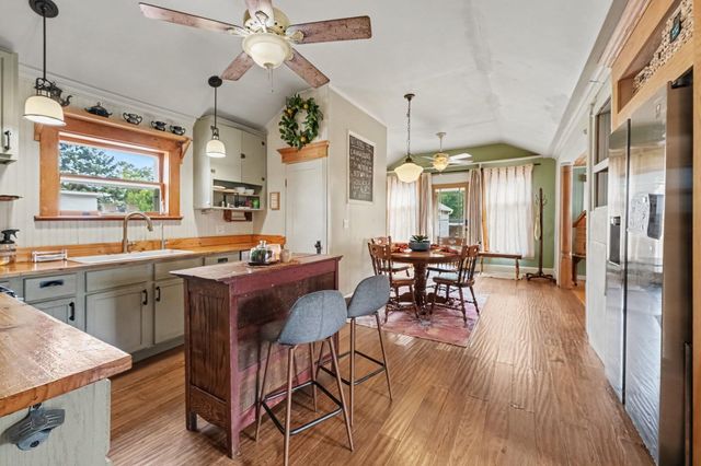 118 S Ridge Street, Crown Point, IN 46307