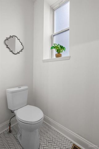 2134 Nebraska Avenue, St Louis, MO 63104