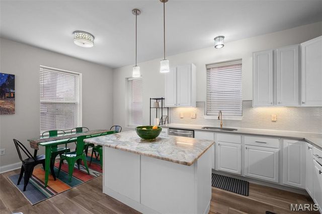 2134 Nebraska Avenue, St Louis, MO 63104