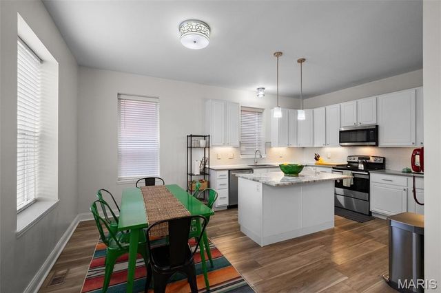 2134 Nebraska Avenue, St Louis, MO 63104