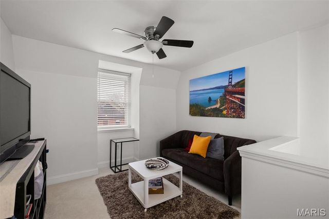 2134 Nebraska Avenue, St Louis, MO 63104