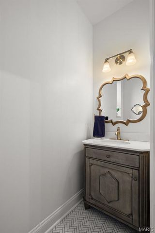 2134 Nebraska Avenue, St Louis, MO 63104