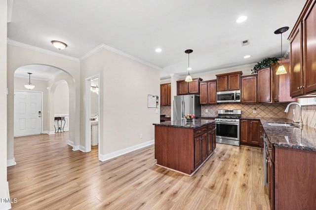 910 Wood Meadow Lane, Durham, NC 27703