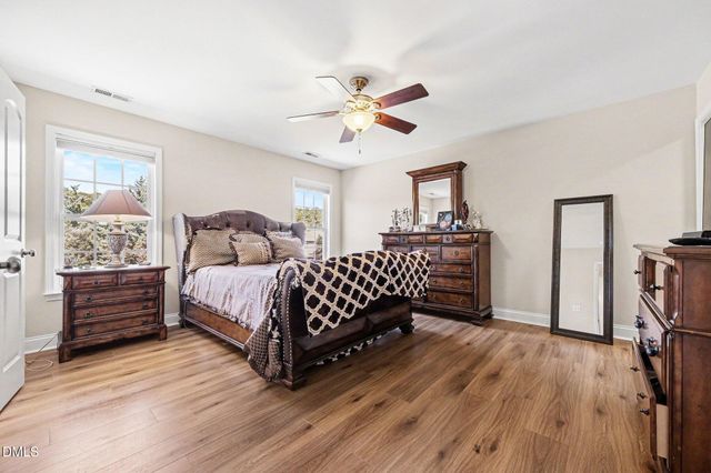 910 Wood Meadow Lane, Durham, NC 27703