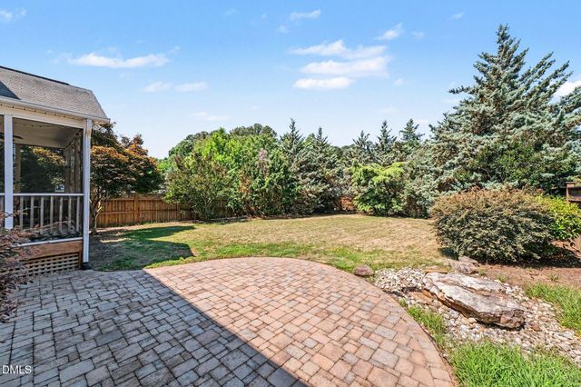 910 Wood Meadow Lane, Durham, NC 27703