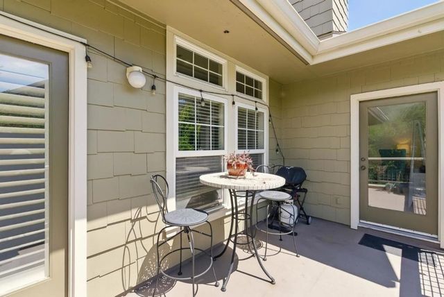 633 Swallowtail Court, Brisbane, CA 94005