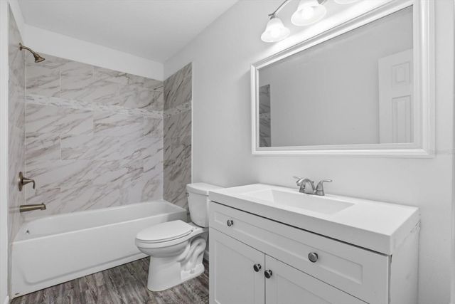 3204 E LAMBRIGHT STREET, Tampa, FL 33610