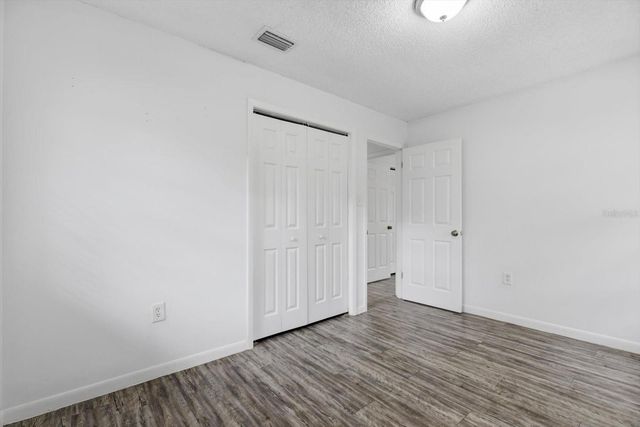 3204 E LAMBRIGHT STREET, Tampa, FL 33610