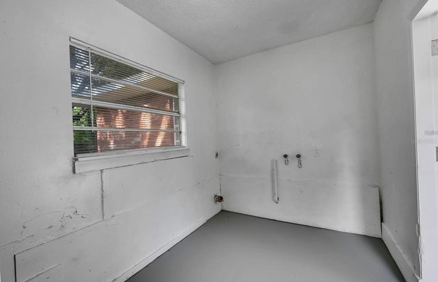 3204 E LAMBRIGHT STREET, Tampa, FL 33610