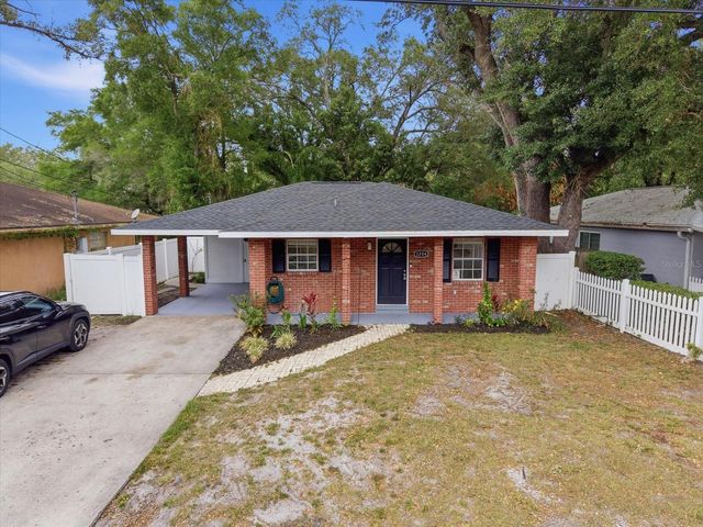 3204 E LAMBRIGHT STREET, Tampa, FL 33610