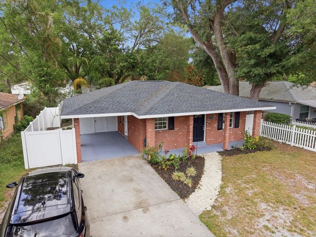 3204 E LAMBRIGHT STREET, Tampa, FL 33610
