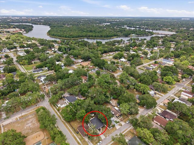 3204 E LAMBRIGHT STREET, Tampa, FL 33610