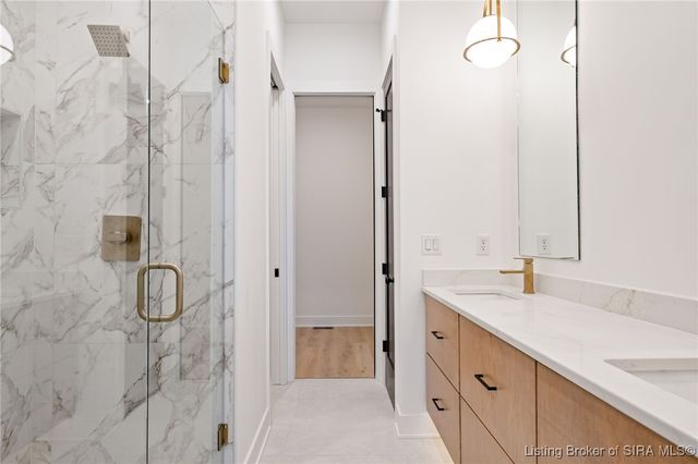 103 Howard Lane, Jeffersonville, IN 47130