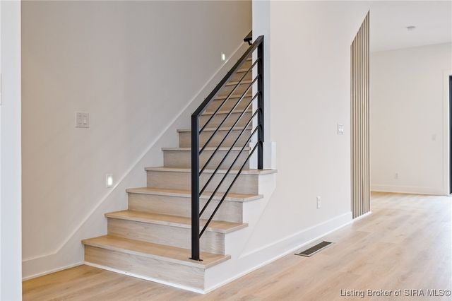 103 Howard Lane, Jeffersonville, IN 47130