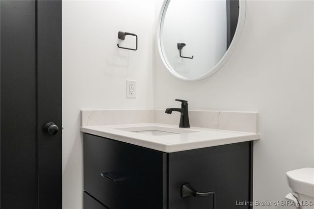 103 Howard Lane, Jeffersonville, IN 47130