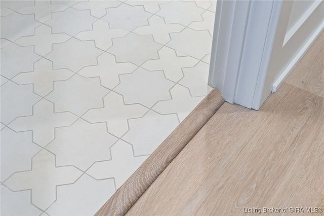 103 Howard Lane, Jeffersonville, IN 47130