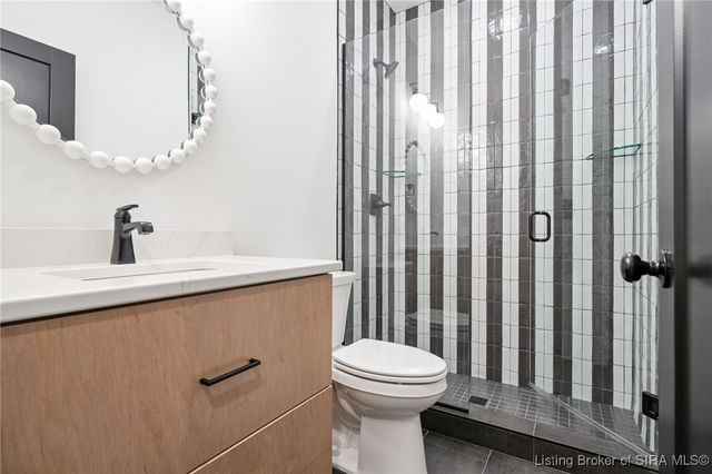 103 Howard Lane, Jeffersonville, IN 47130