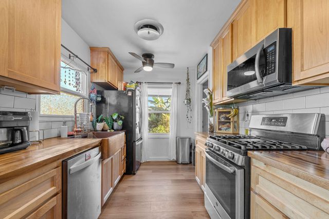 2325 Barnett Street, Bakersfield, CA 93308