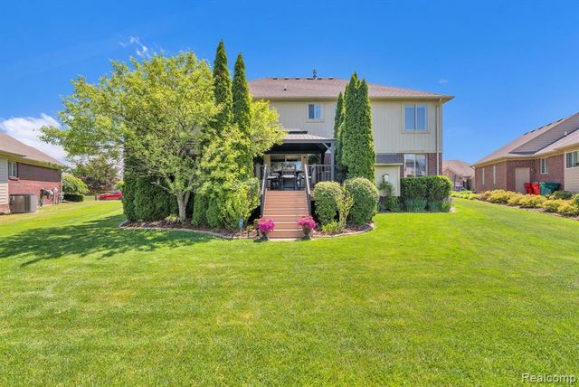 55477 Snead Drive, Macomb, MI 48042