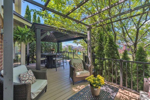 55477 Snead Drive, Macomb, MI 48042