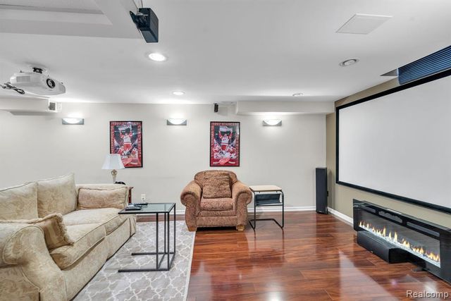 55477 Snead Drive, Macomb, MI 48042