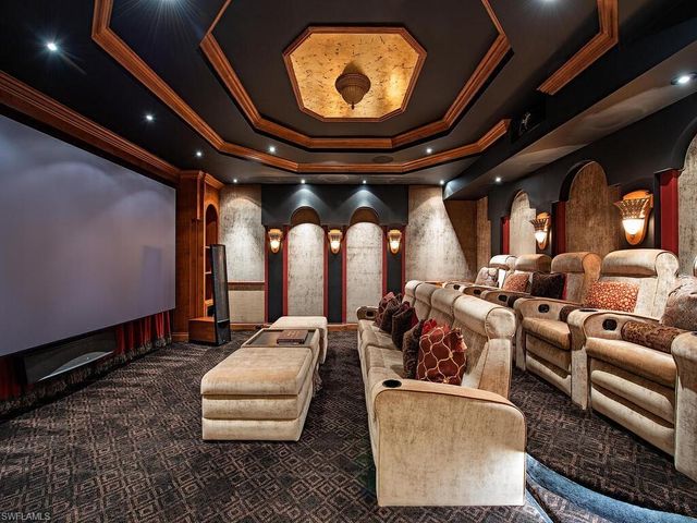 6955 Verde WAY, Naples, FL 34108