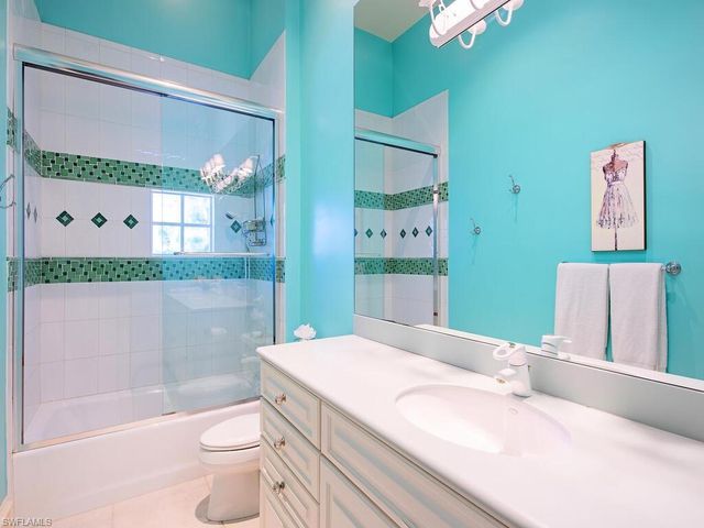 6955 Verde WAY, Naples, FL 34108