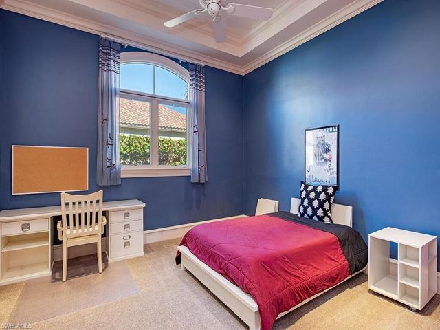 6955 Verde WAY, Naples, FL 34108