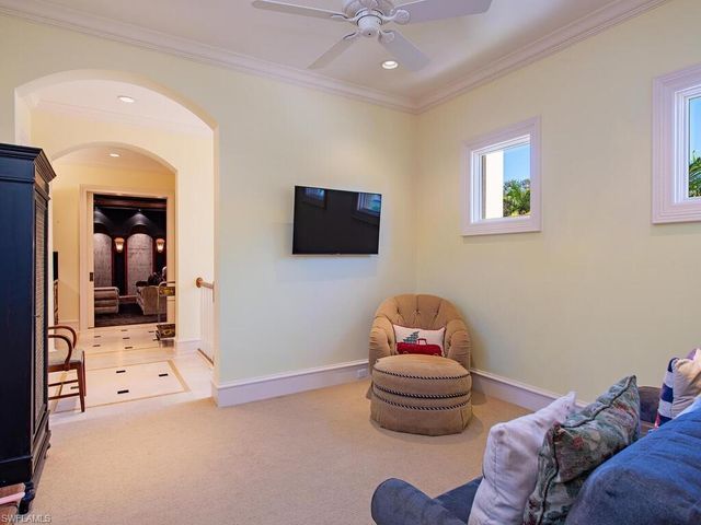 6955 Verde WAY, Naples, FL 34108