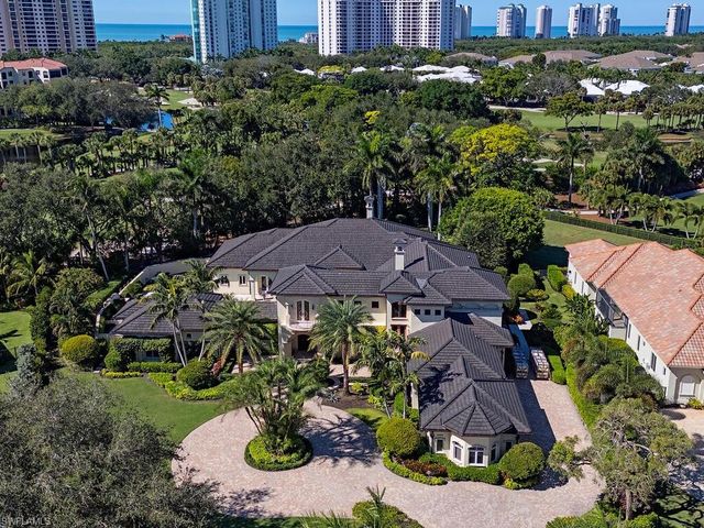 6955 Verde WAY, Naples, FL 34108