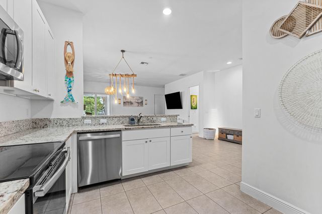 6855 4TH Street, Jupiter, FL 33458