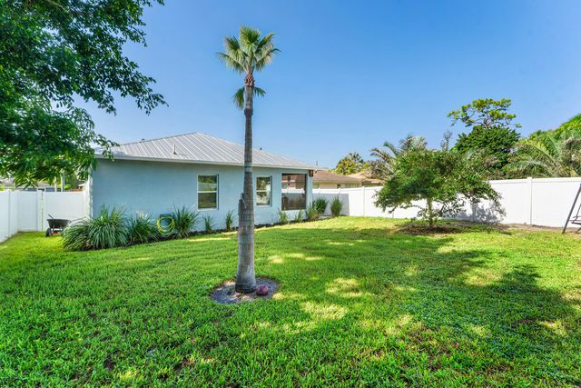 6855 4TH Street, Jupiter, FL 33458