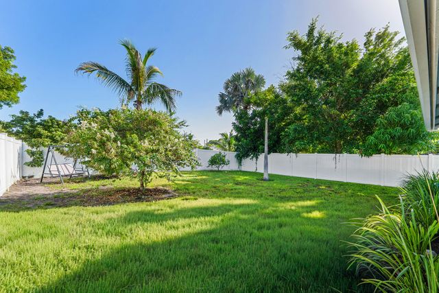6855 4TH Street, Jupiter, FL 33458