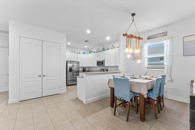 6855 4TH Street, Jupiter, FL 33458