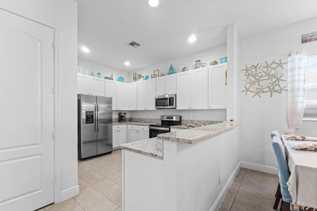 6855 4TH Street, Jupiter, FL 33458