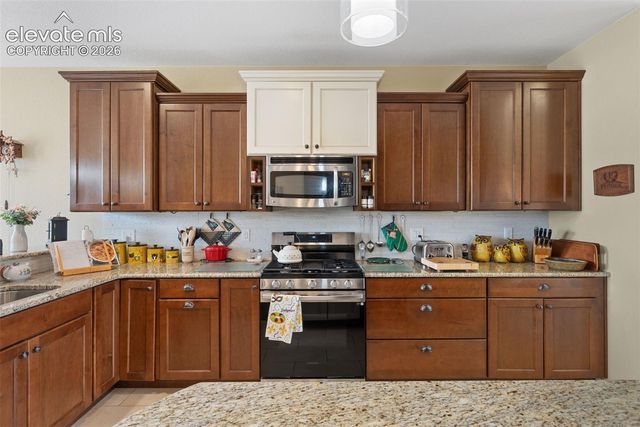 2150 Cheyenne Summer View, Colorado Springs, CO 80904