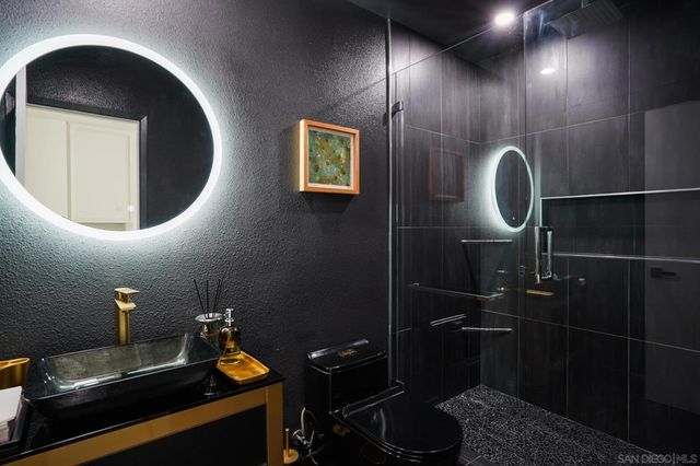 1517 Shields Ave, Encinitas, CA 92024