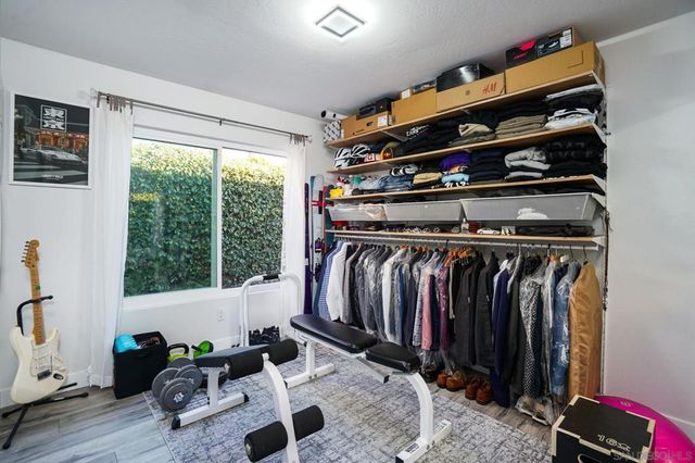 1517 Shields Ave, Encinitas, CA 92024