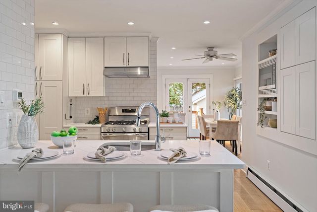 122 SMITH AVE, Annapolis, MD 21401