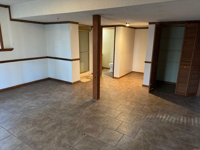 77 PYRENEES WAY, Hot Springs Village, AR 71909