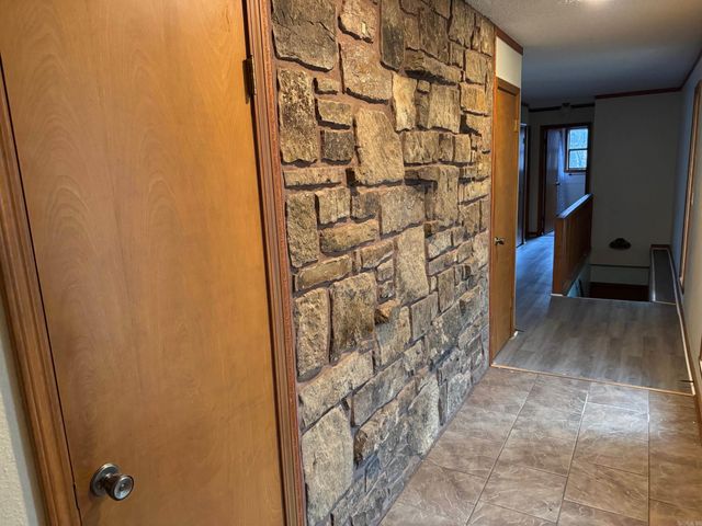 77 PYRENEES WAY, Hot Springs Village, AR 71909